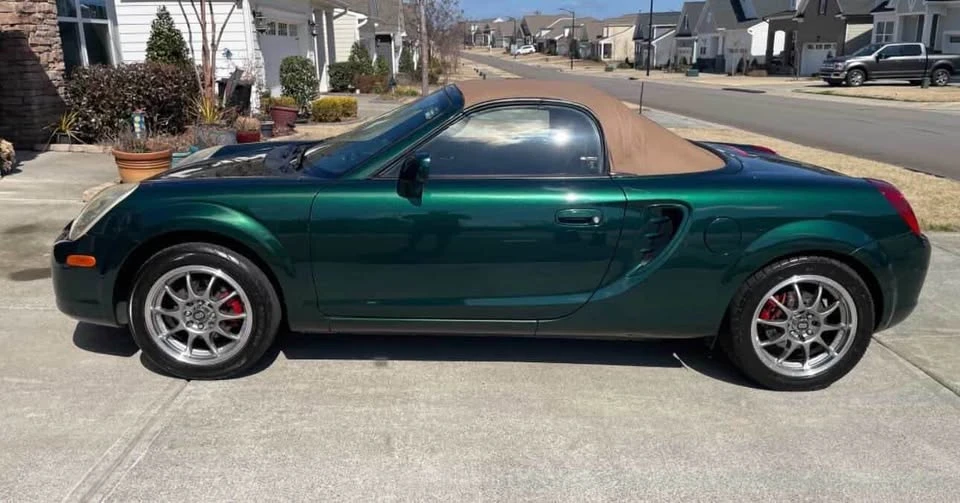 2003 Toyota MR2 Spyder/MR-S - Image 13 of 15