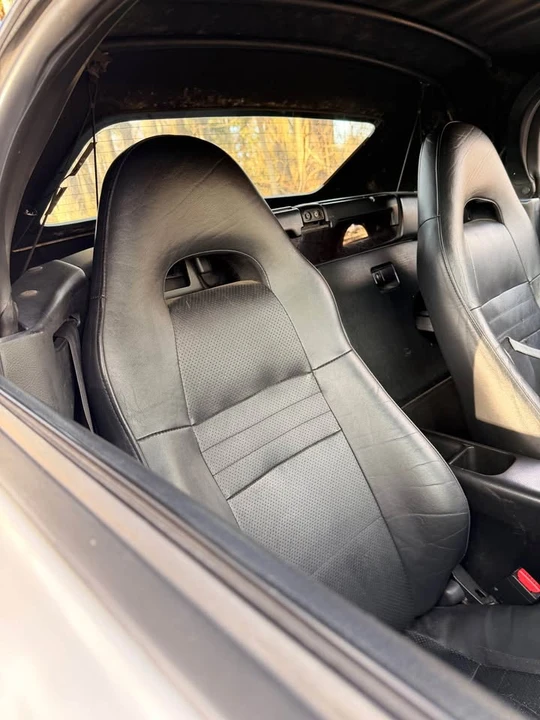 2003 Toyota MR2 Spyder/MR-S - Image 13 of 17