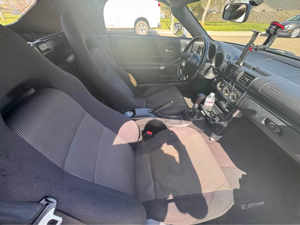 2003 Toyota MR2 Spyder/MR-S - Image 10 of 13