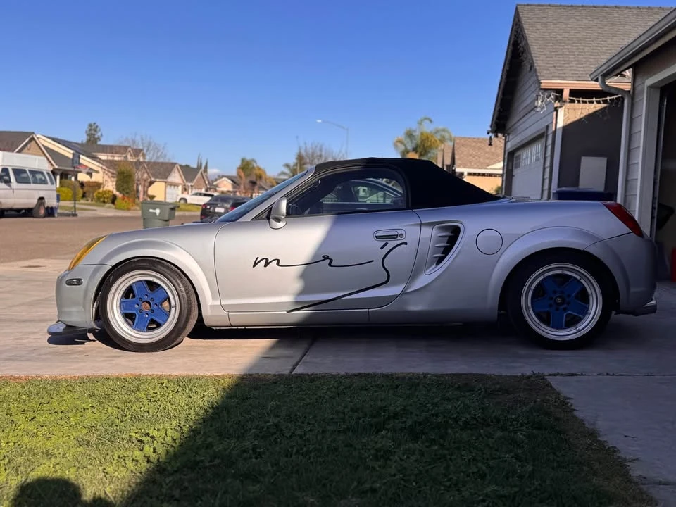 2003 Toyota MR2 Spyder/MR-S - Image 4 of 13