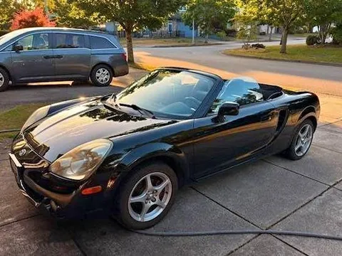 2003 Toyota MR2