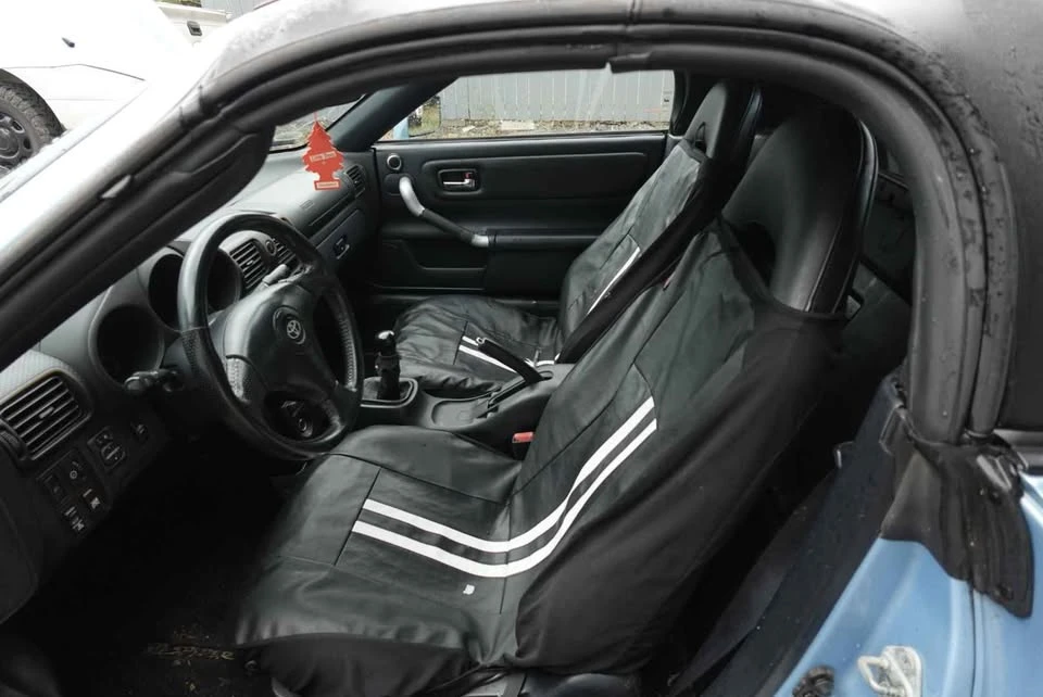 2003 Toyota MR2 Spyder/MR-S - Image 9 of 17