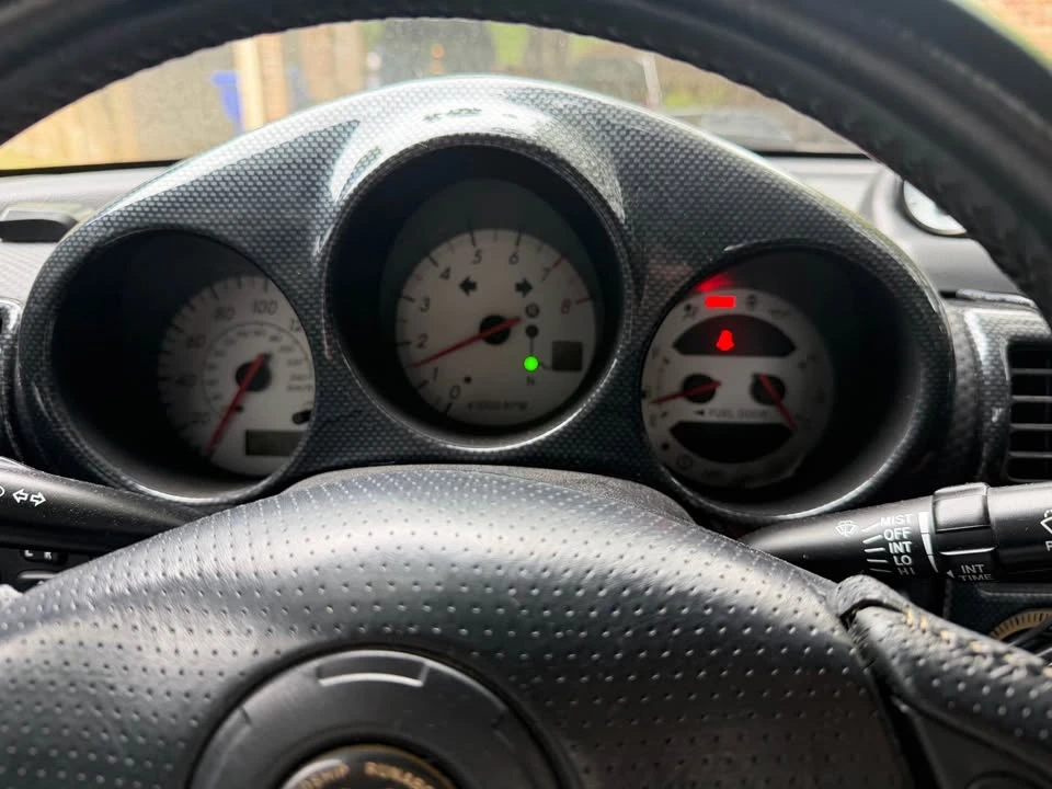 2003 Toyota MR2 Spyder/MR-S - Image 17 of 18