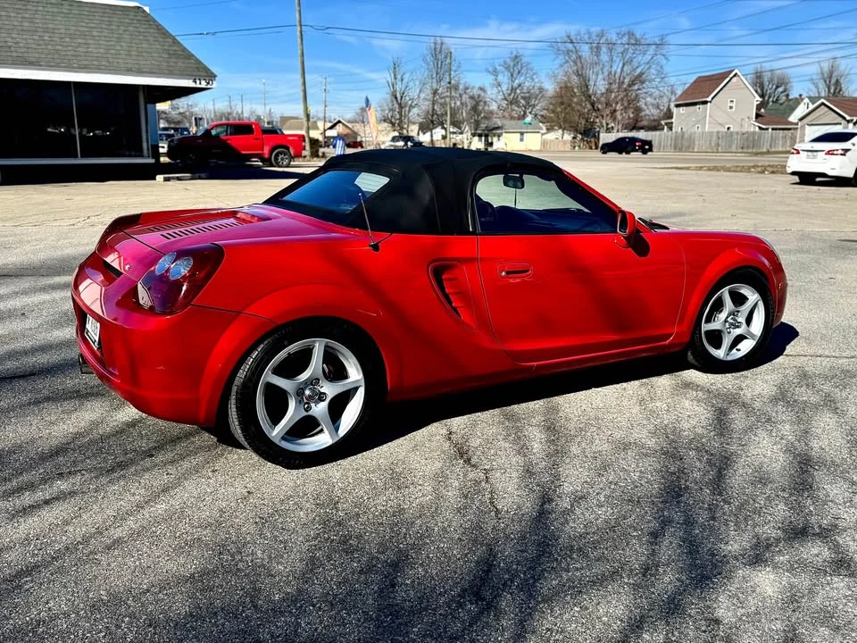 2003 Toyota MR2 Spyder/MR-S - Image 2 of 11