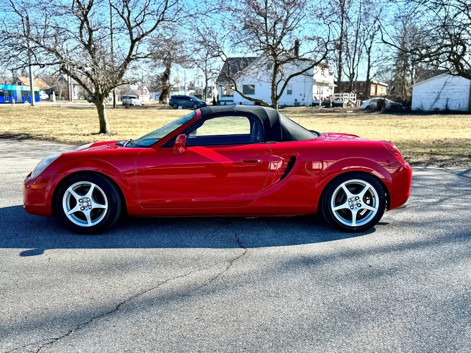 2003 Toyota MR2 Spyder/MR-S - Image 3 of 11