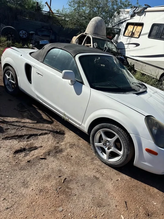 2003 Toyota MR2 Spyder/MR-S - Image 3 of 5