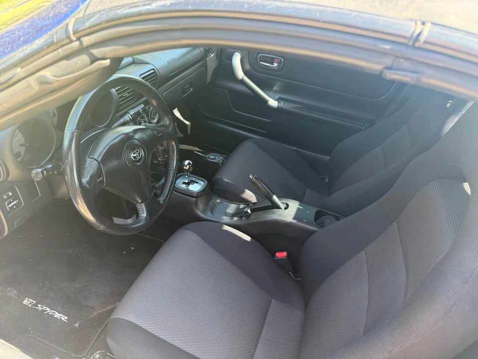 2003 Toyota MR2 Spyder/MR-S - Image 10 of 12