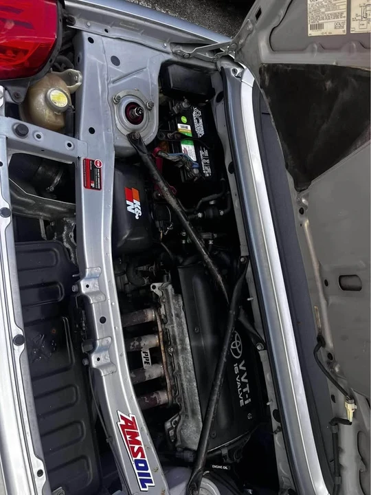 2003 Toyota MR2 Spyder/MR-S - Image 11 of 11
