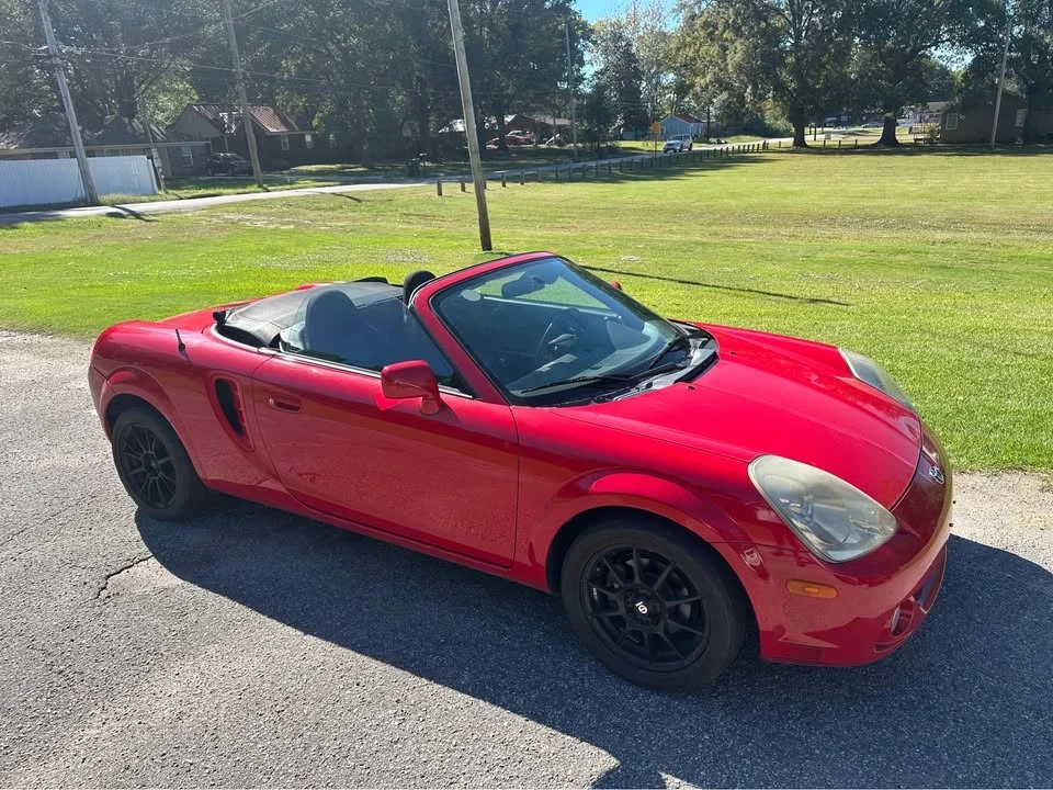 2003 Toyota MR2 Spyder/MR-S - Image 9 of 15