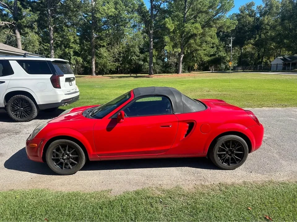 2003 Toyota MR2 Spyder/MR-S - Image 2 of 15