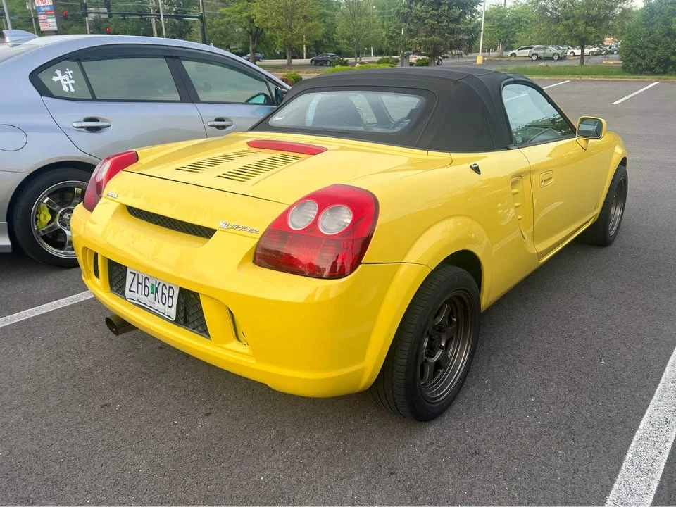 2003 Toyota MR2 Spyder/MR-S - Image 8 of 19