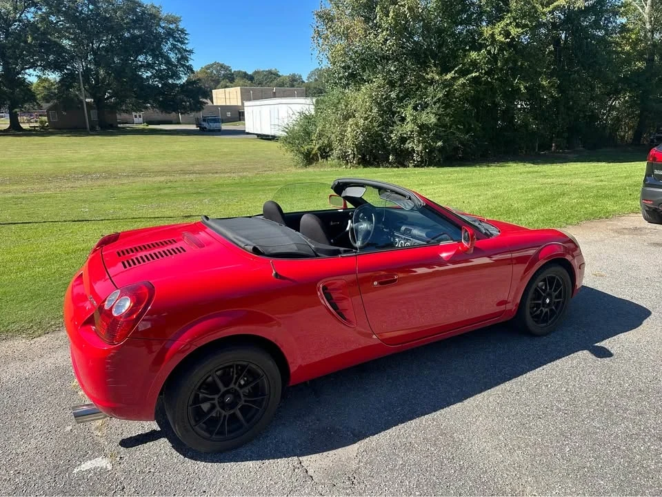 2003 Toyota MR2 Spyder/MR-S - Image 10 of 15