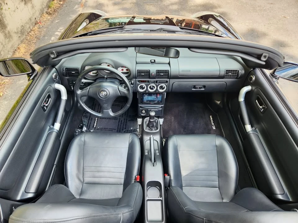 2003 Toyota MR2 Spyder/MR-S - Image 15 of 20