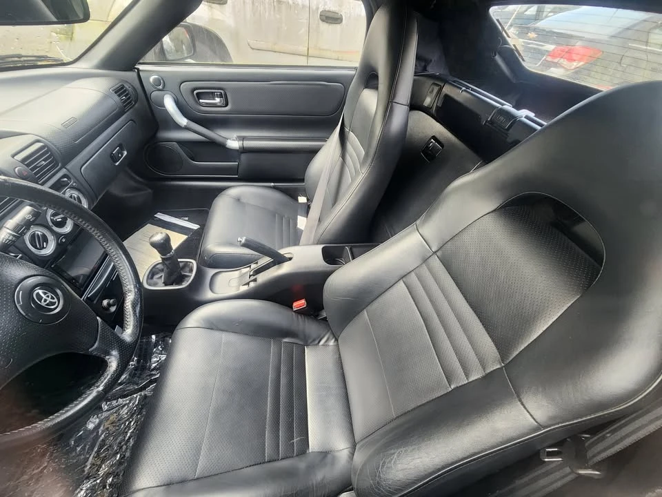2003 Toyota MR2 Spyder/MR-S - Image 2 of 20