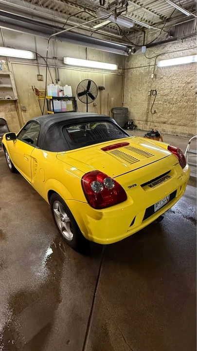 2003 Toyota MR2 Spyder/MR-S - Image 5 of 9