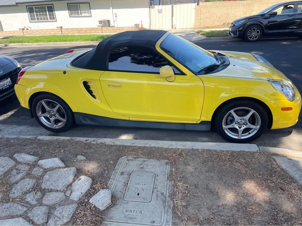 2003 Toyota MR2 Spyder/MR-S - Image 6 of 12