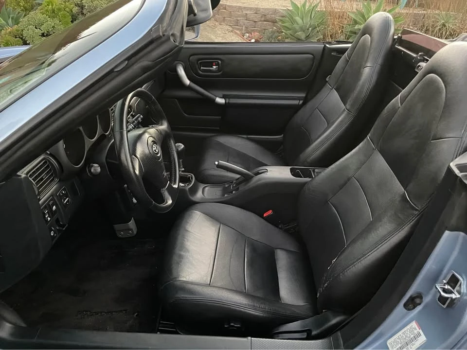 2003 Toyota MR2 Spyder/MR-S - Image 8 of 13