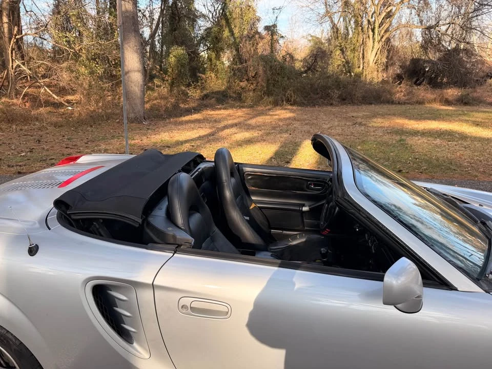 2003 Toyota MR2 Spyder/MR-S - Image 14 of 18