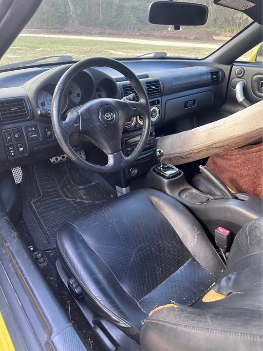 2003 Toyota MR2 Spyder/MR-S - Image 9 of 14