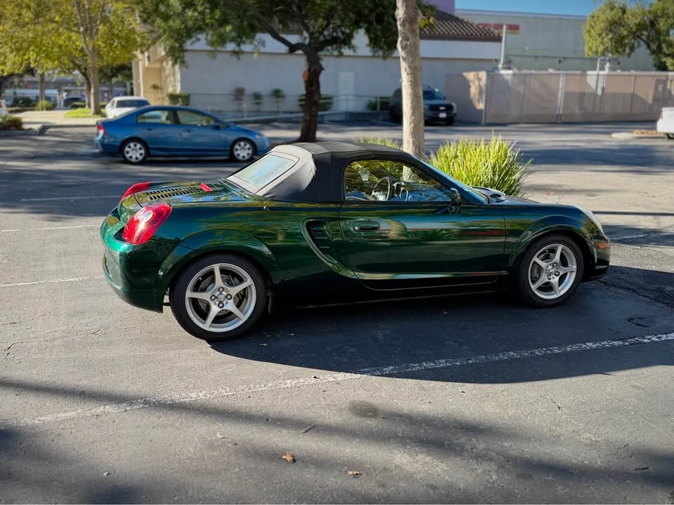 2003 Toyota MR2 Spyder/MR-S - Image 11 of 20