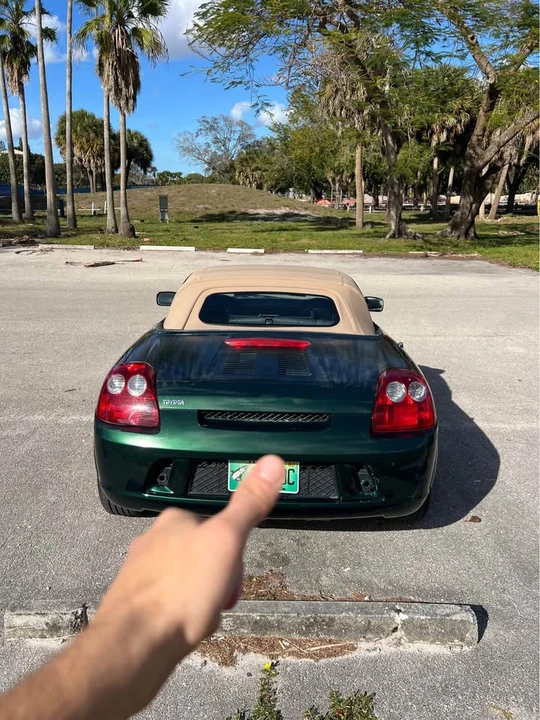 2003 Toyota MR2 Spyder/MR-S - Image 8 of 20