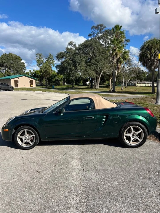 2003 Toyota MR2 Spyder/MR-S - Image 9 of 20
