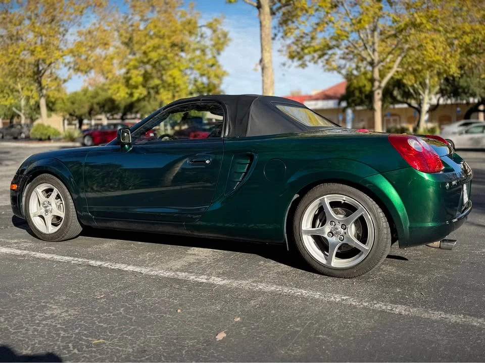 2003 Toyota MR2 Spyder/MR-S - Image 9 of 17