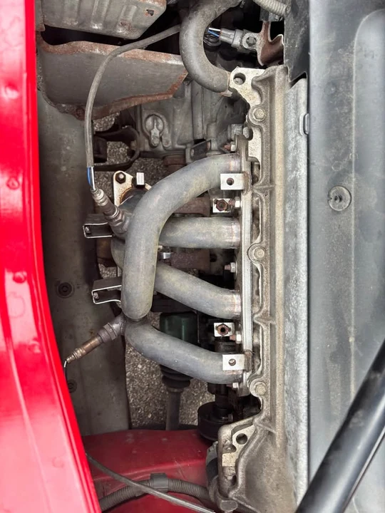 2003 Toyota MR2 Spyder/MR-S - Image 13 of 14