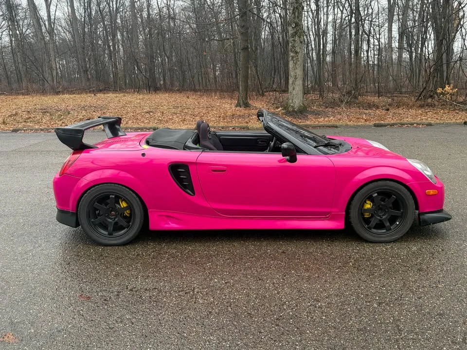 2003 Toyota MR2 Spyder/MR-S - Image 10 of 17