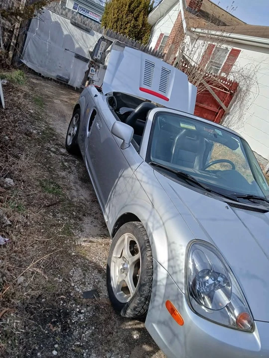 2003 Toyota MR2 Spyder/MR-S - Image 2 of 8