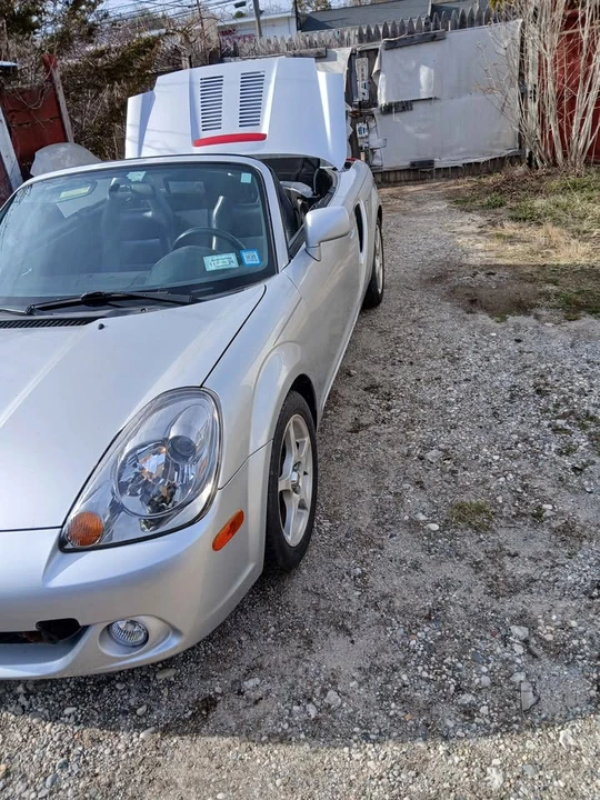 2003 Toyota MR2 Spyder/MR-S - Image 5 of 8