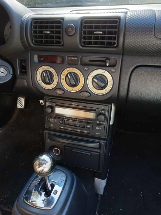 2003 Toyota MR2 Spyder/MR-S - Image 20 of 20