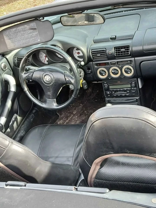 2003 Toyota MR2 Spyder/MR-S - Image 8 of 8