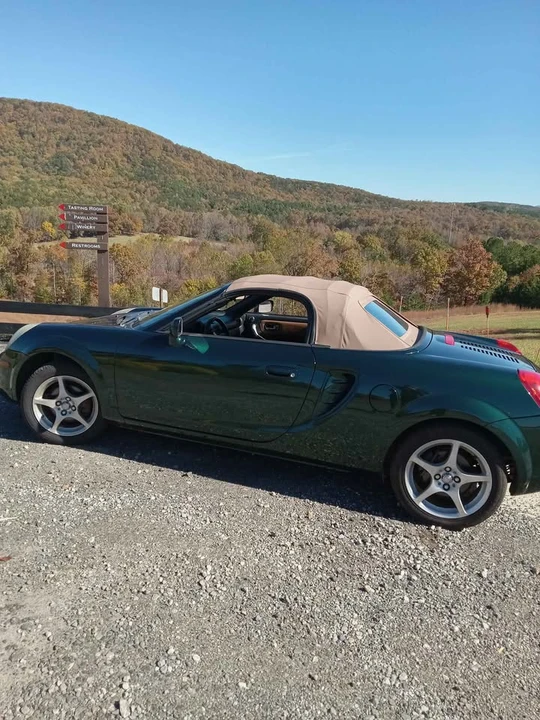 2003 Toyota MR2 Spyder/MR-S - Image 16 of 20