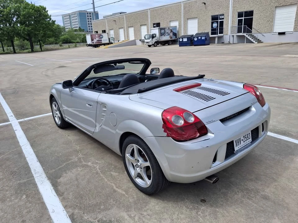 2003 Toyota MR2 Spyder/MR-S - Image 10 of 18
