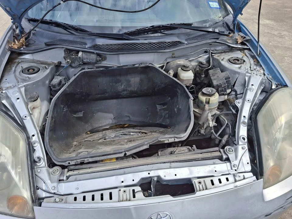 2003 Toyota MR2 Spyder/MR-S - Image 16 of 18
