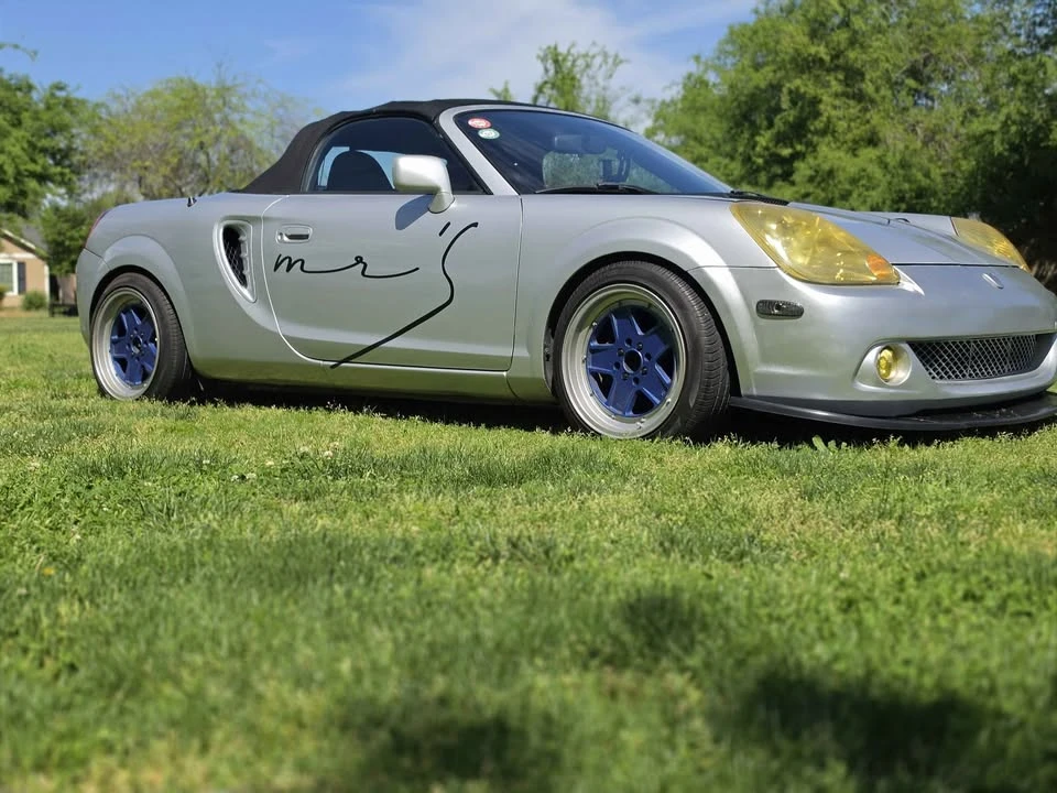 2003 Toyota MR2 Spyder/MR-S - Image 2 of 9