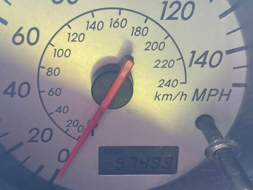 2003 Toyota MR2 Spyder/MR-S - Image 11 of 12