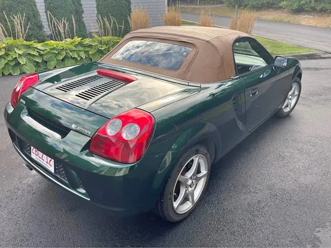 2003 Toyota MR2 Spyder