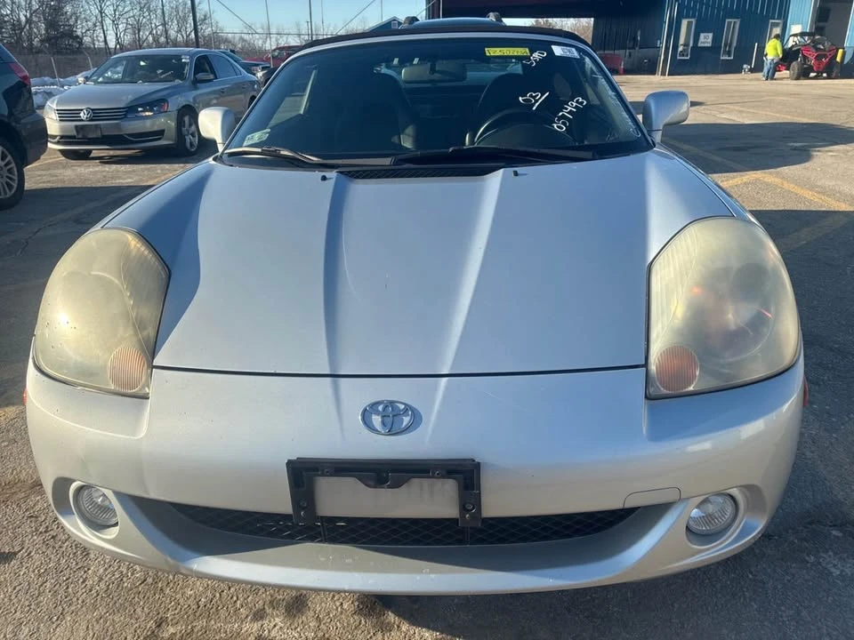2003 Toyota MR2 Spyder/MR-S - Image 2 of 12