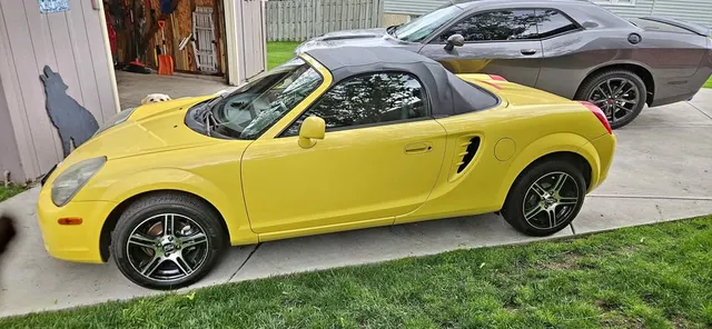 2003 Toyota MR2 Spyder