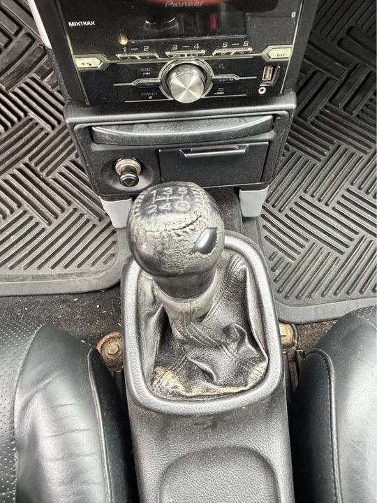 2003 Toyota MR2 Spyder/MR-S - Image 11 of 14