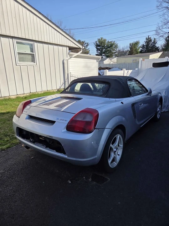 2003 Toyota MR2 Spyder/MR-S - Image 3 of 8