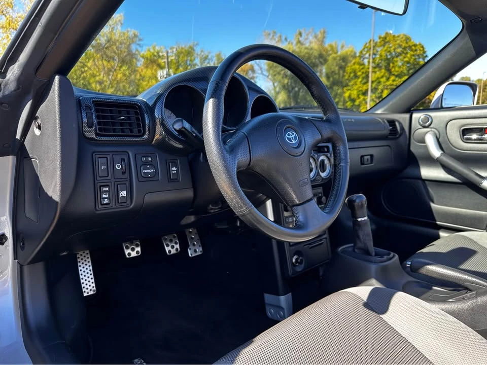2003 Toyota MR2 Spyder/MR-S - Image 9 of 20