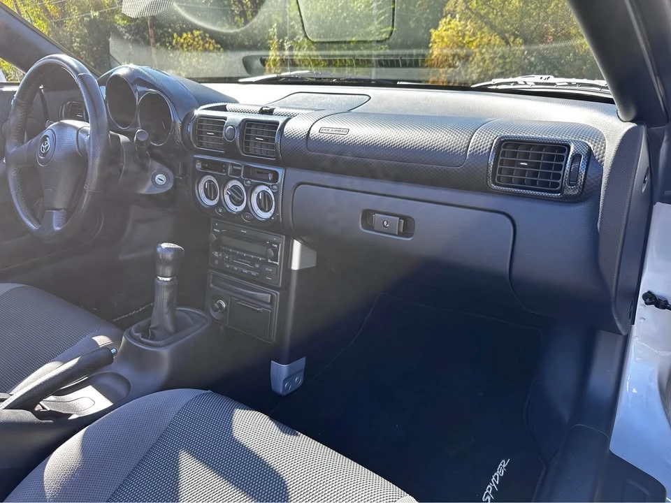 2003 Toyota MR2 Spyder/MR-S - Image 11 of 20