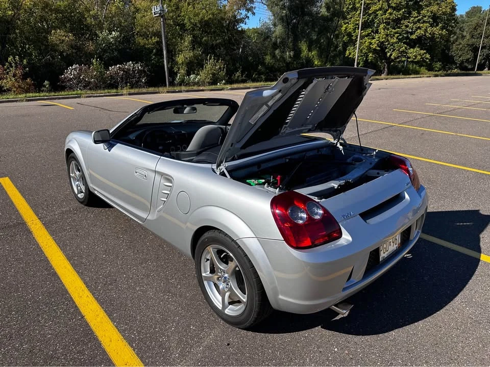 2003 Toyota MR2 Spyder/MR-S - Image 15 of 20