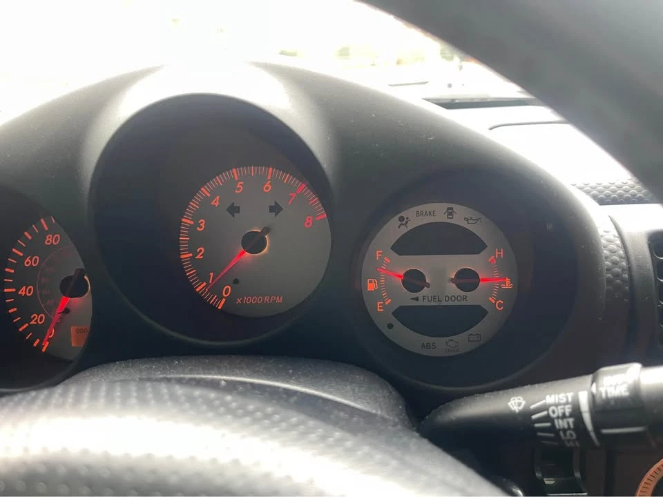2003 Toyota MR2 Spyder/MR-S - Image 10 of 15