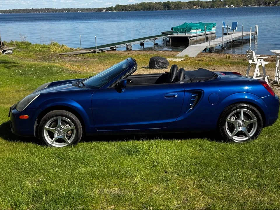 2003 Toyota MR2 Spyder/MR-S - Image 8 of 9