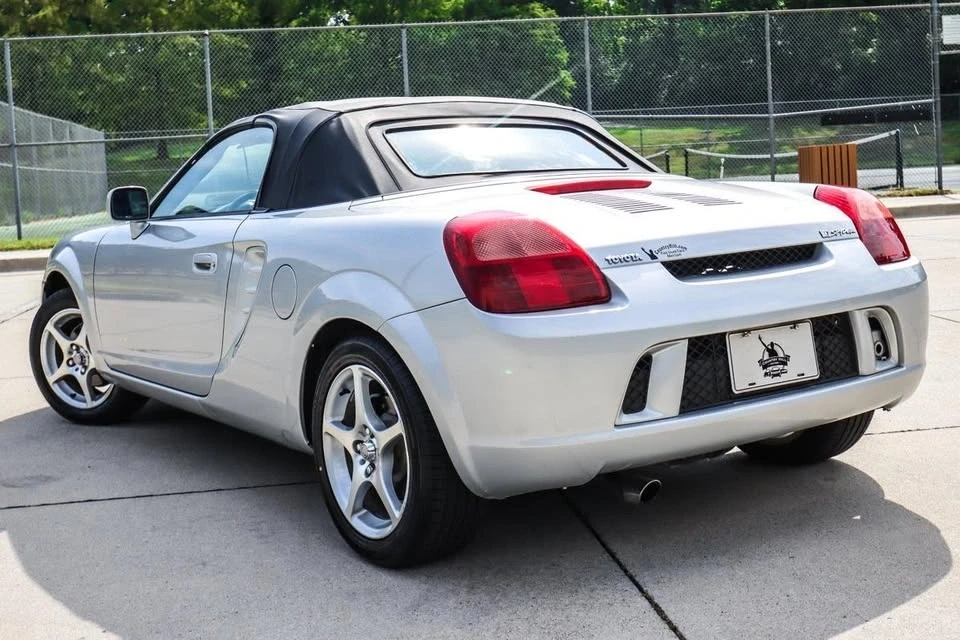 2003 Toyota MR2 Spyder/MR-S - Image 8 of 20