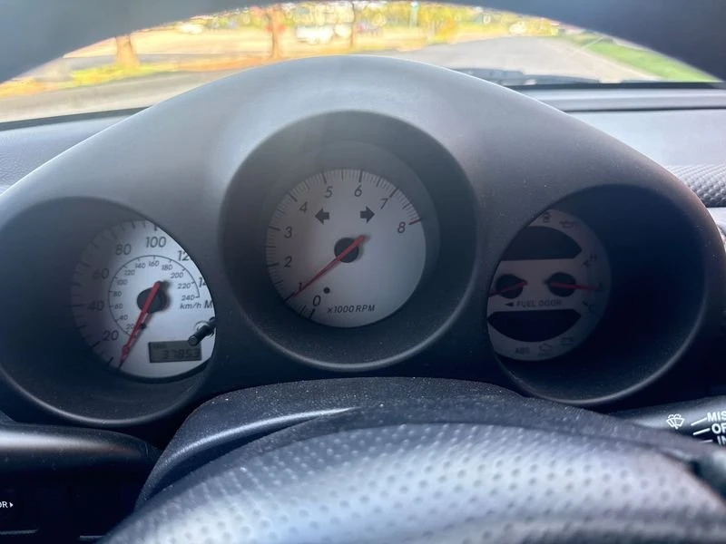 2003 Toyota MR2 Spyder/MR-S - Image 8 of 8